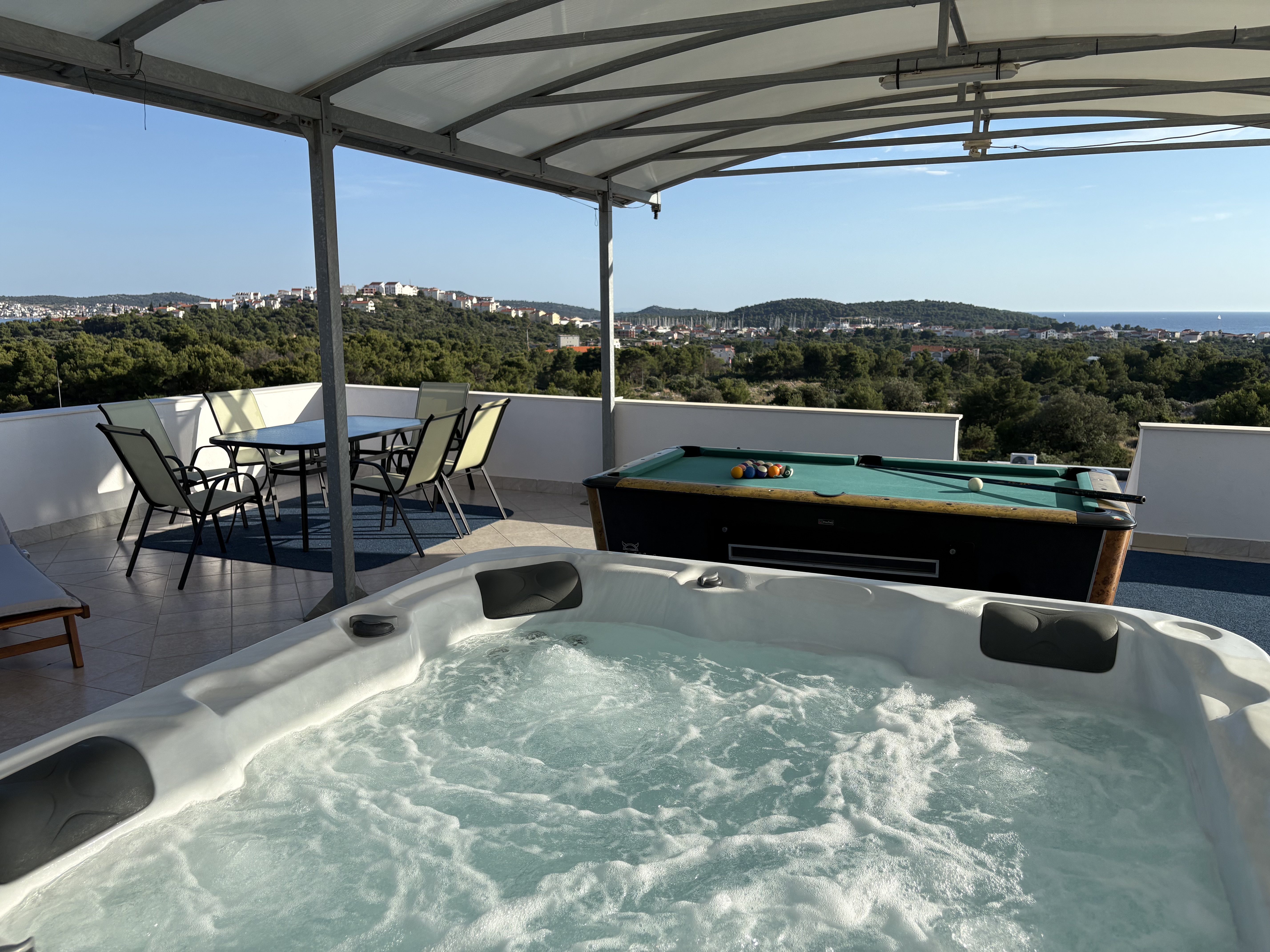 Jacuzzi